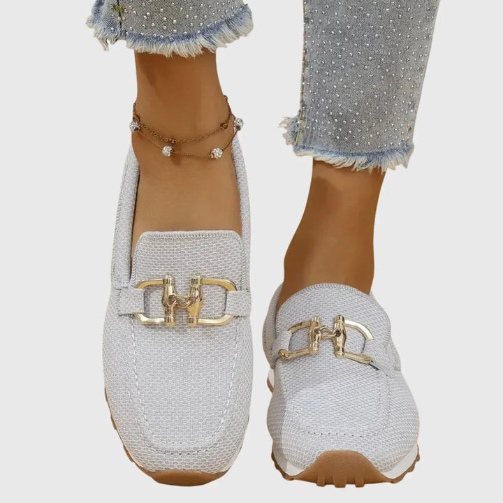 Lucía | Mocasín con detalle dorado